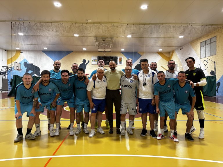 Carlos Perelló apadrina el inicio de pretemporada del Unión Molinense Futsal
