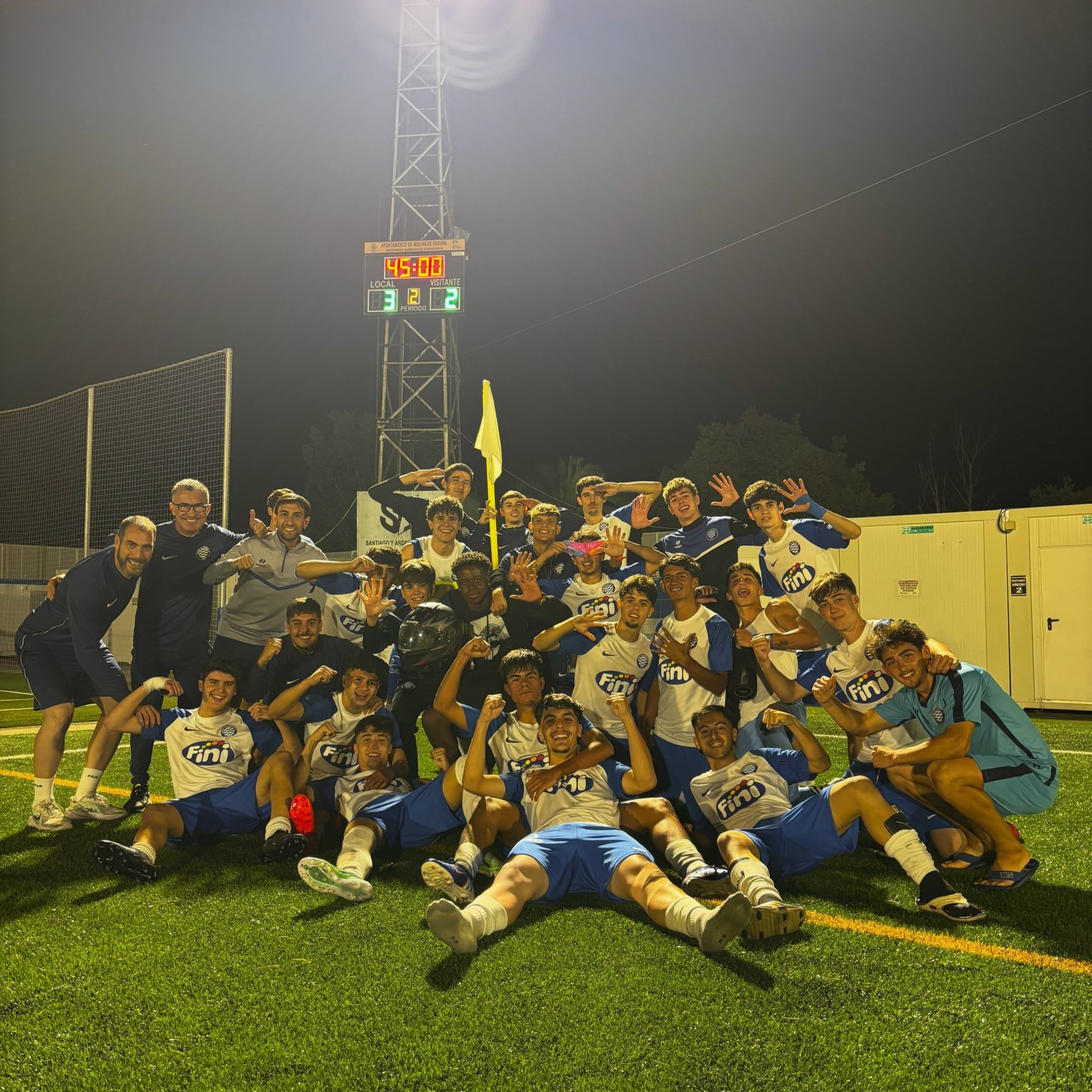 ¡Épica y corazón en el Sánchez Cánovas! El Juvenil Nacional remonta un 0-2 y se lleva el partido (3-2)